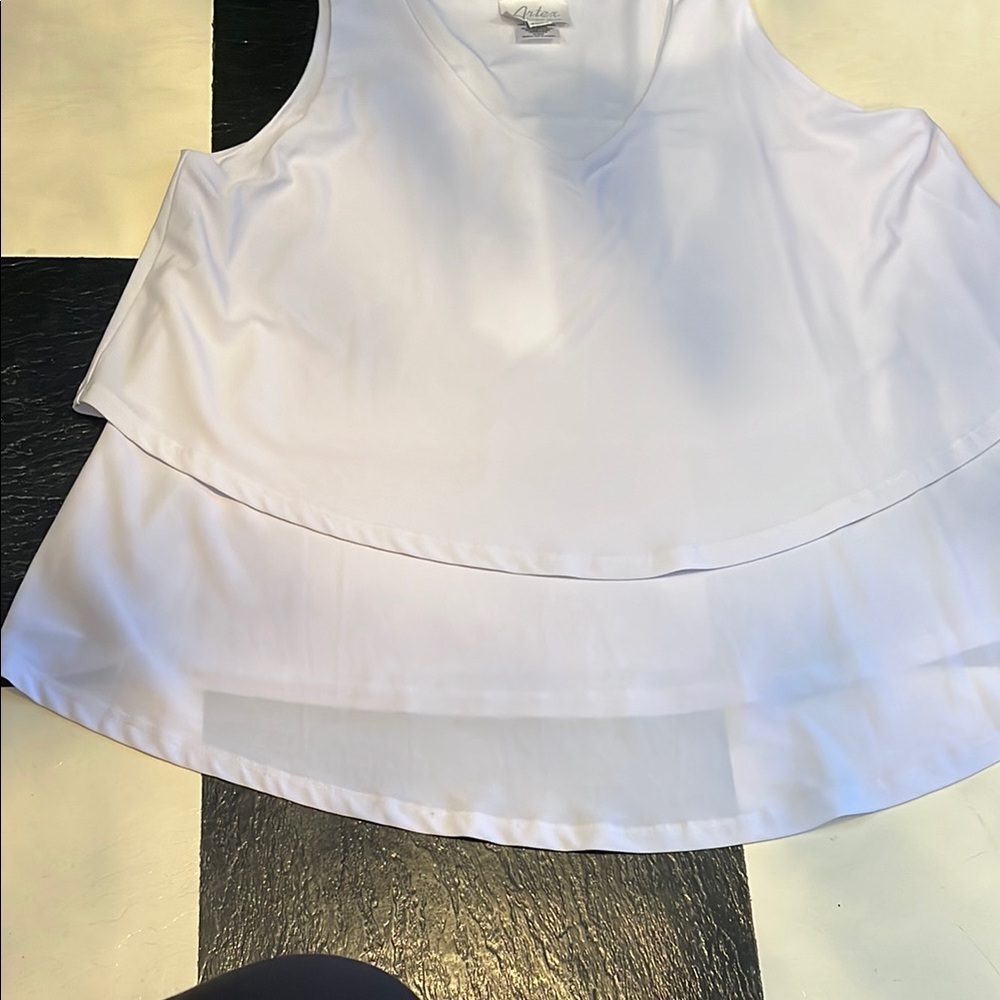 Artex White Sleeveless Top